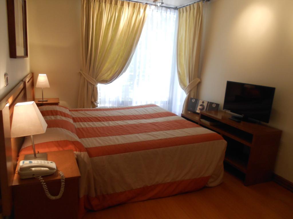 Andes Suites Santiago del Cile Esterno foto