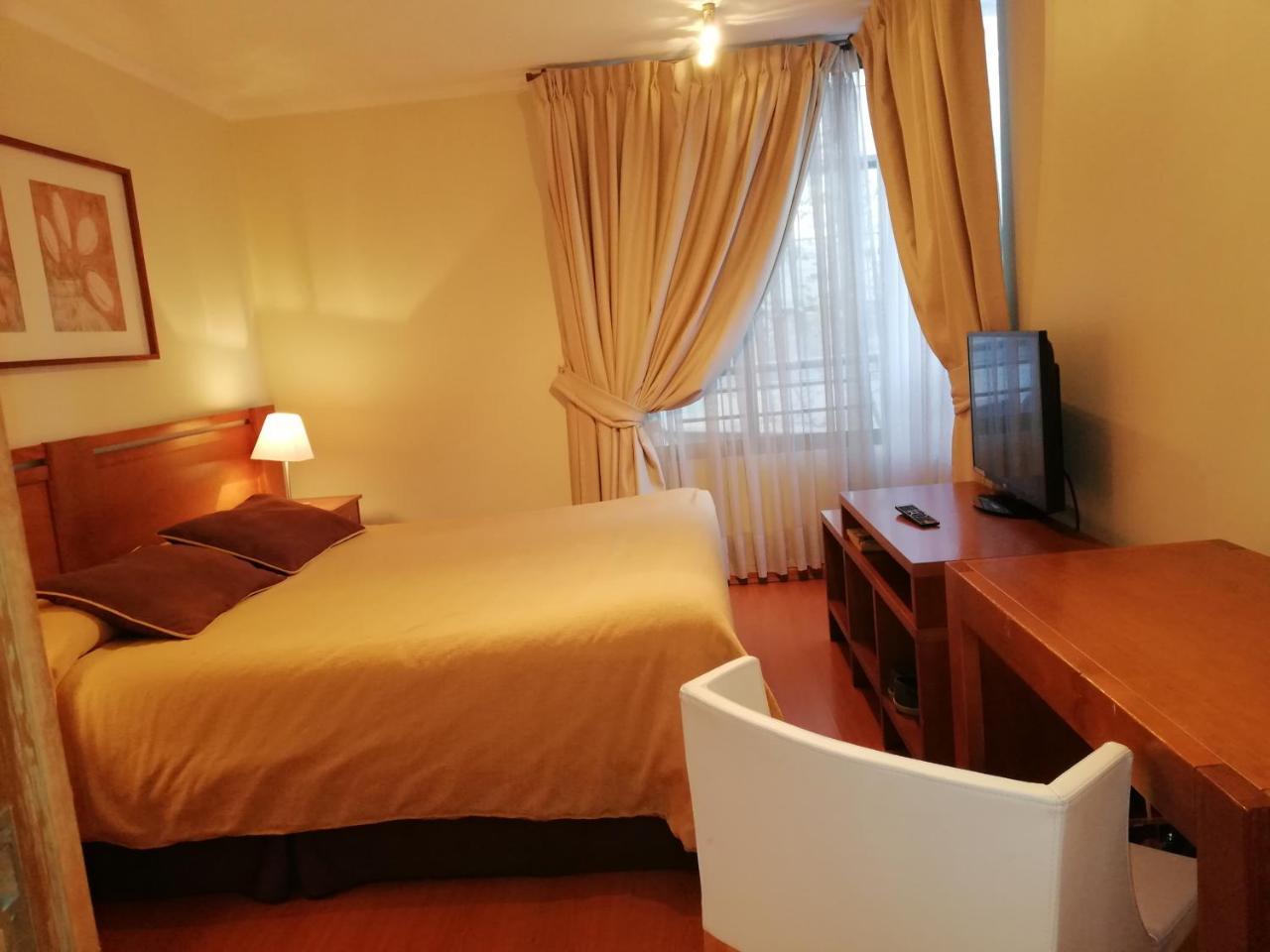 Andes Suites Santiago del Cile Esterno foto